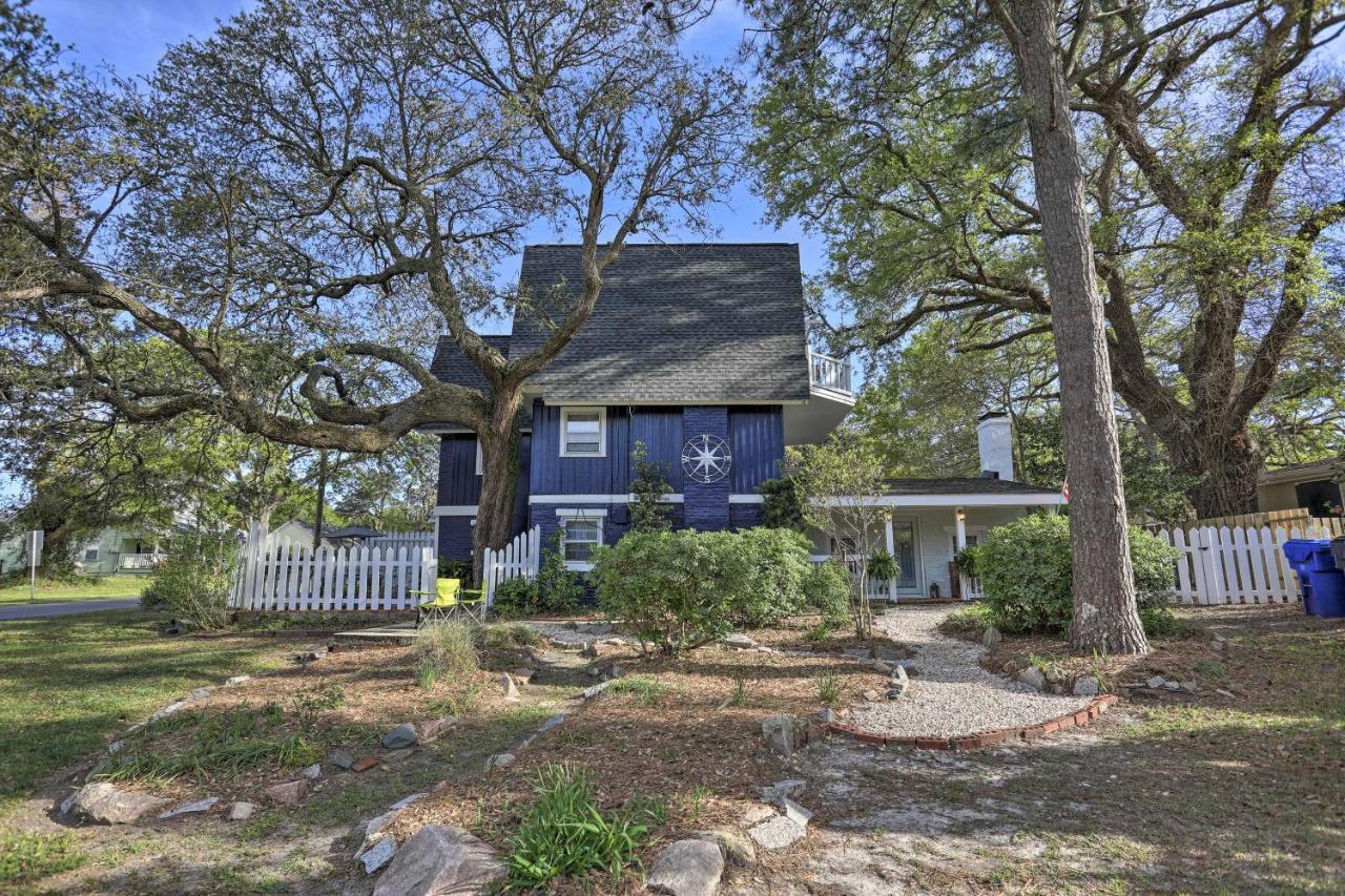 Coastal, Walkable Home In Historic Southport! Bagian luar foto